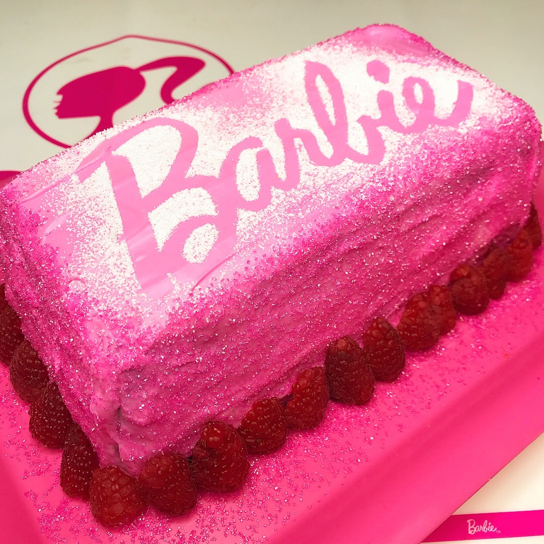 super barbie cake